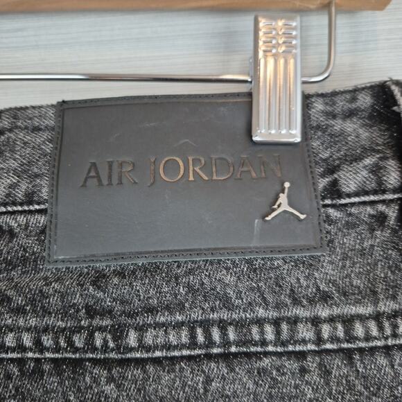 Nike Air Jordan Jeans Mens 30 Denim Pants Black Jumpman HF9291-010 Button Fly - Picture 14 of 16